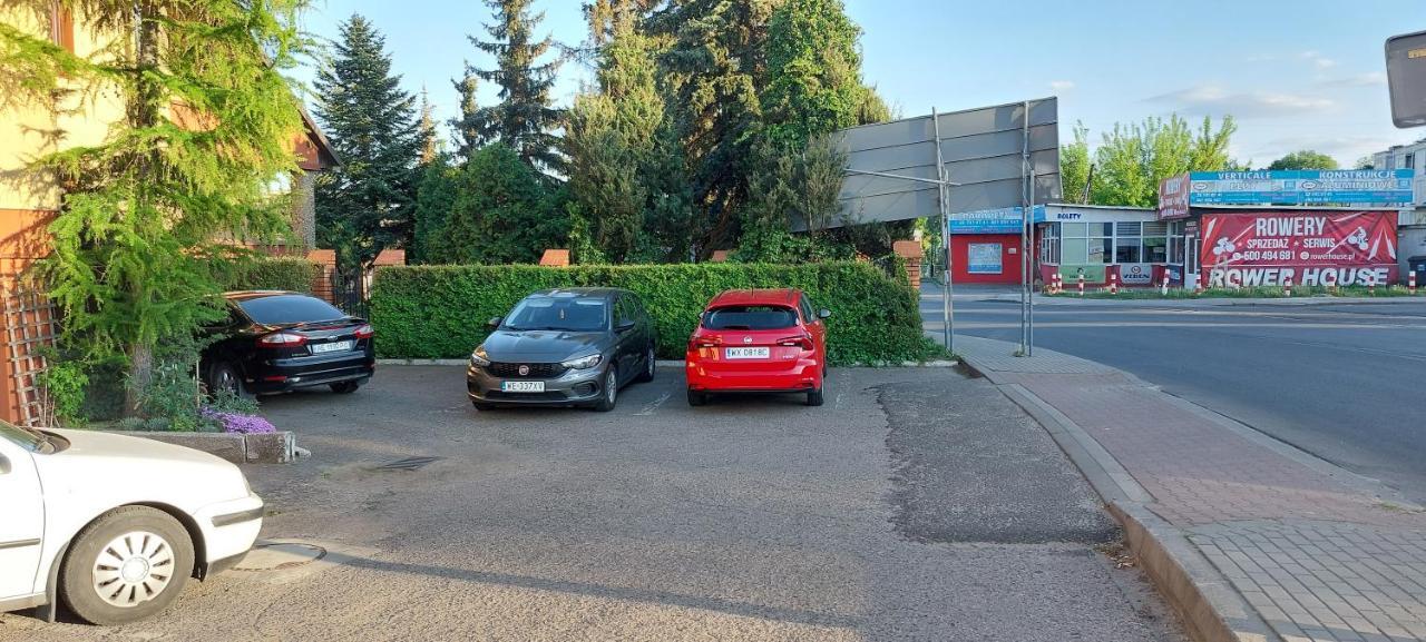 Zajazd Błonie Exterior foto
